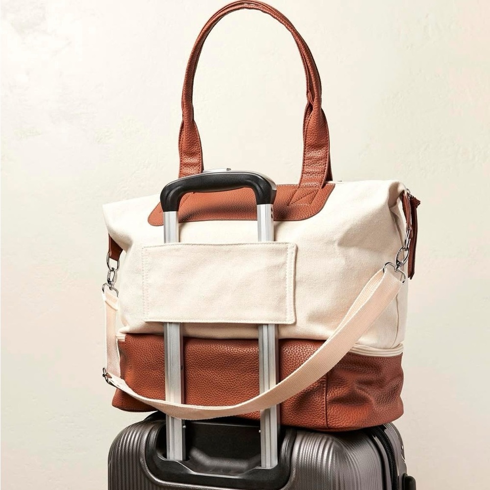 Stylish Carry-on Travel Weekender
